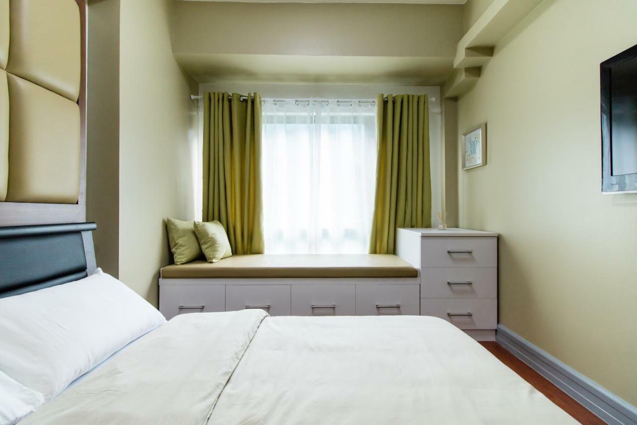 Giron Suites At Bonifacio Global City Apartment *