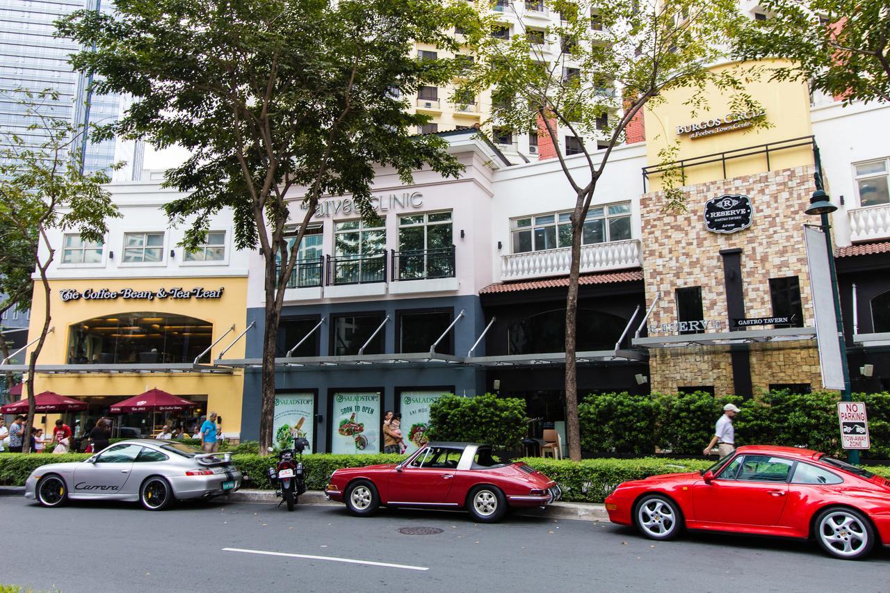 Giron Suites At Bonifacio Global City *